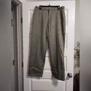🟢3/$11 Haggar brand Men's Gray Dress Pants